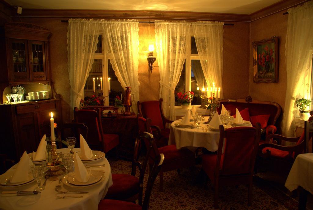 Paulsens Hotel Люнгдал Экстерьер фото