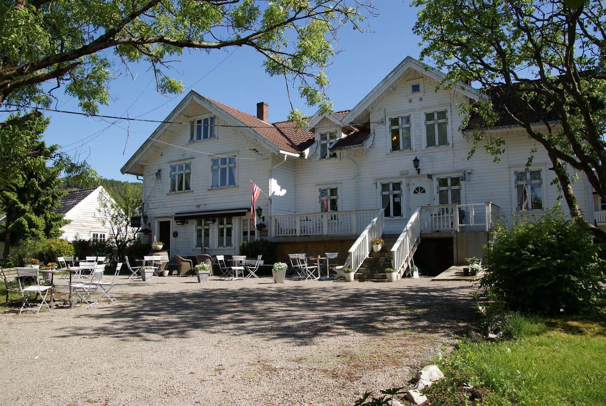 Paulsens Hotel Люнгдал Экстерьер фото